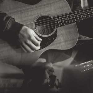 Nicolette SheaBRAZZER
